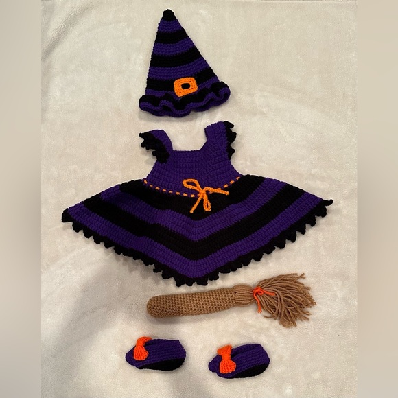 Knitted Infant Witch costume - Picture 1 of 2